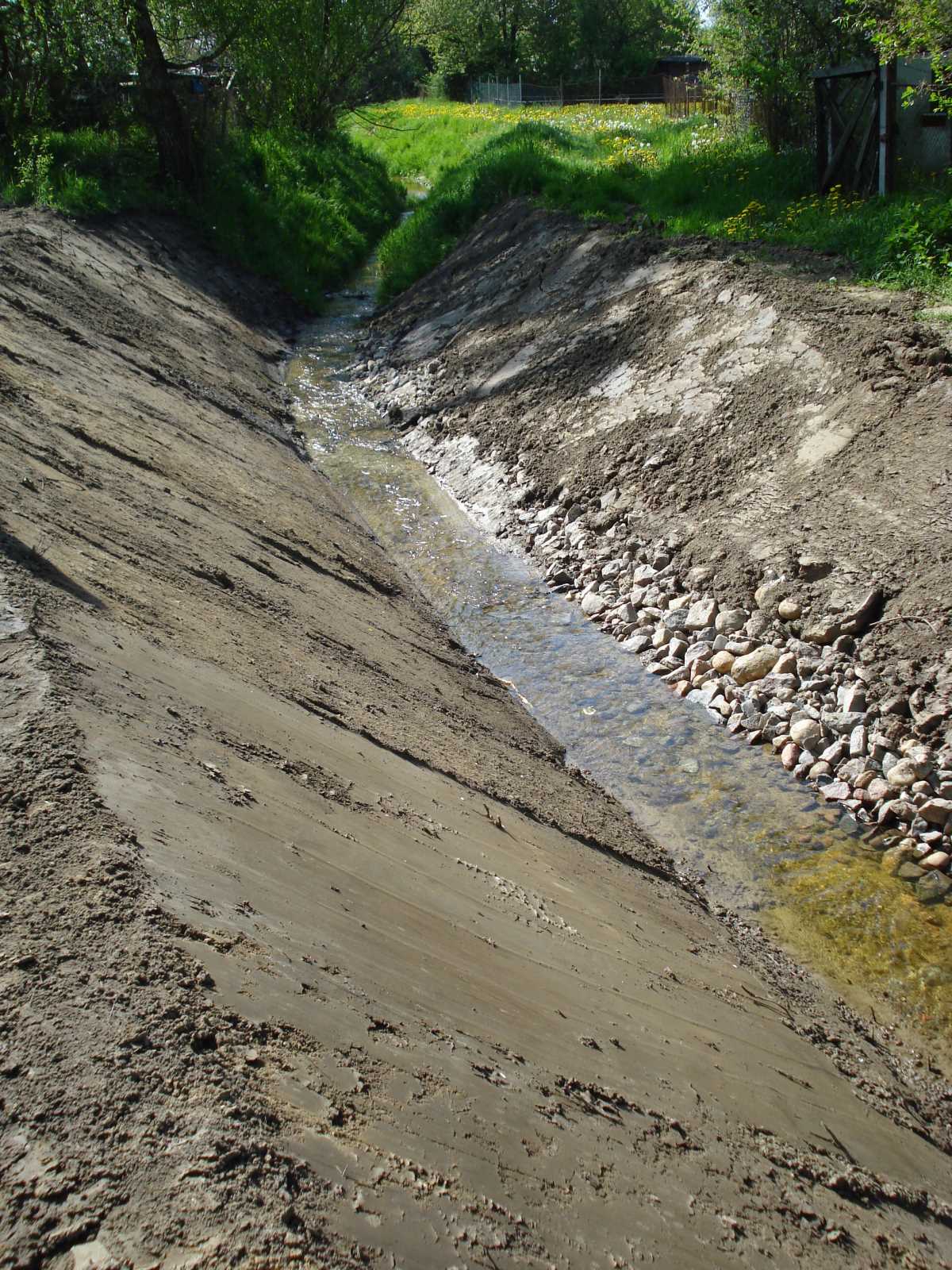 2013 Durchlass zurückgebaut