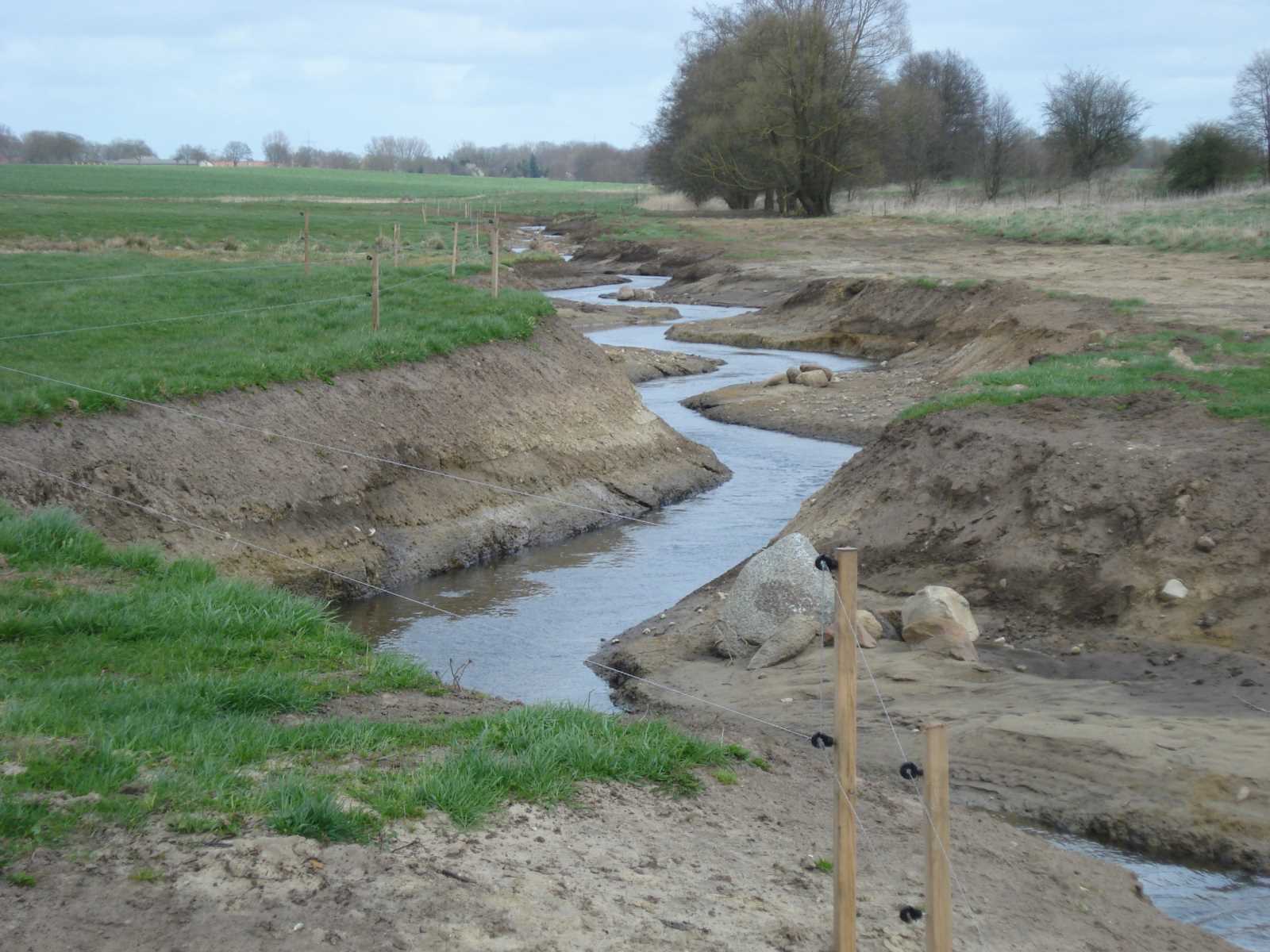 2015 Swinow oberhalb der Straßenbrücke bei Upatel